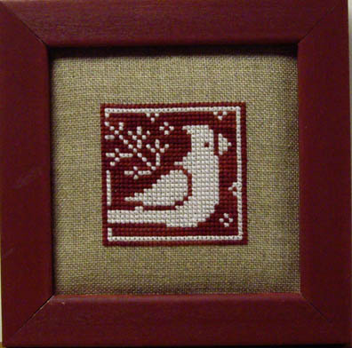 SHOP MODEL-WINTER REDBIRD + WHITE